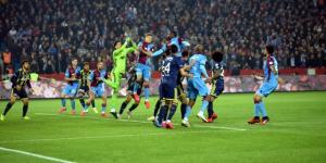 Trabzonspor, Fenerbahçe’yi 2-1 Yendi