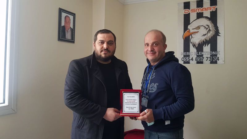 Egedenbirhaber’den Faruk Eryiğit’e plaket