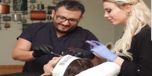 Sihirli Elleriyle Kadınların Vazgeçilmezi Dr. İlker Yörük’ten 5 dakika da Kalıcı Güzellik