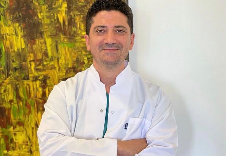 Dr. İbrahim Altoparlak; “Burun Estetiğinde Ismarlama Burun Olmaz, Her Yüz ve Cilt Yapısı Farklıdır!”