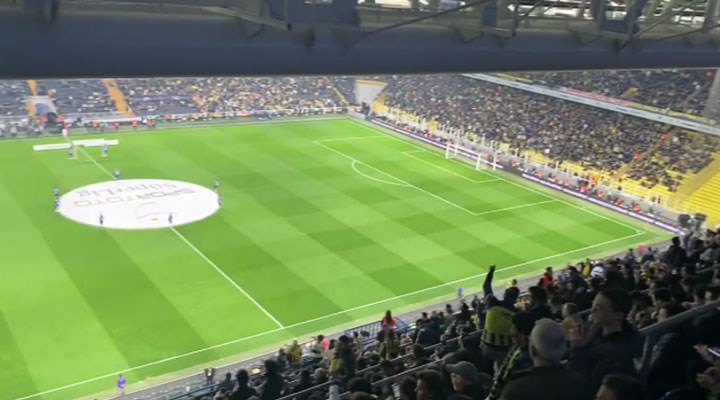 Fenerbahçe tribünlerinden ‘hükümet istifa’ sloganları