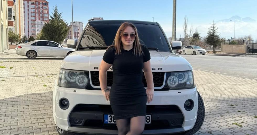 Ayfer Karel, Kayseri’de Yine Fırtına Estirecek!