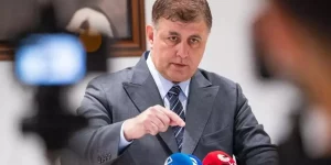 Başkan Tugay’dan sendikaya çağrı: Aksi halde işten çıkarmalar devam eder