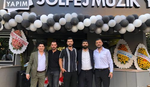 Solfej Müzik Yapım Yeni Yerinde Sanatseverlerle Buluştu
