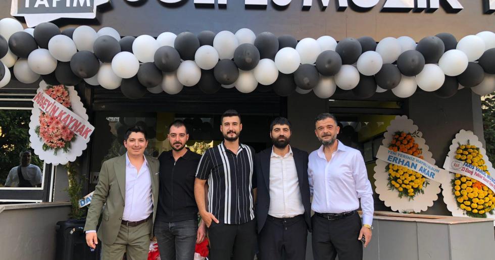 Solfej Müzik Yapım Yeni Yerinde Sanatseverlerle Buluştu