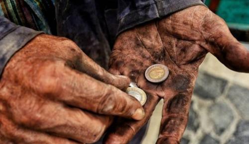 Türkiye’de yoksulluk uçurumu derinleşiyor: 12 milyona yakın kişi aşırı yoksul