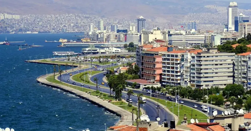 İzmir’de Kentsel Dönüşüm Alarmı: Yıkım Tozları Kanser Tehlikesi Saçıyor