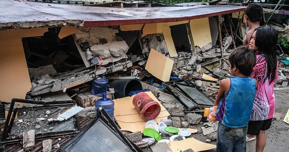 Filipinler’de 6,9 Büyüklüğünde Deprem: En Az 69 Ölü
