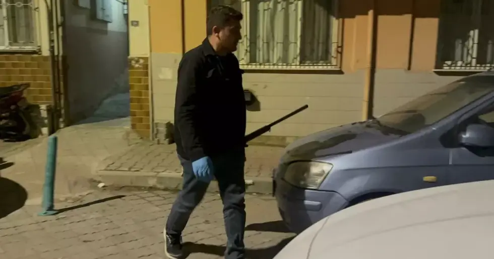 Eşini Tüfekle Vuran Adam Gözaltına Alındı