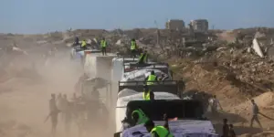 Gıda ve Meyve Yüklü Tırlar Gazze Şeridi’ne Giriş Yaptı