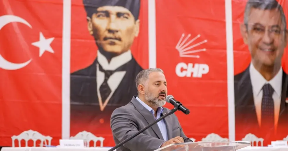 CHP İzmir İl Kongresi Öncesi Çağdaş Kaya Adaylıktan Çekildi