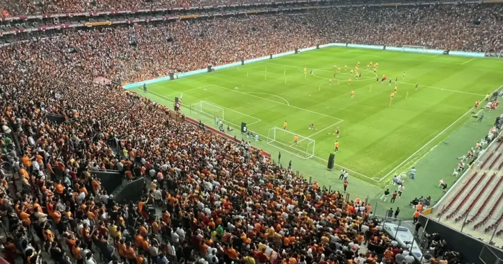 Galatasaray Hayvan Haklarıyla Gündemde