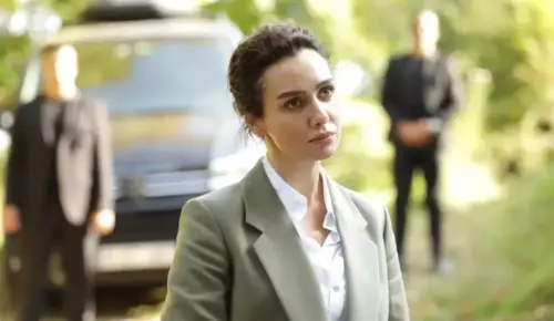 Birce Akalay’dan İlk Görüntü