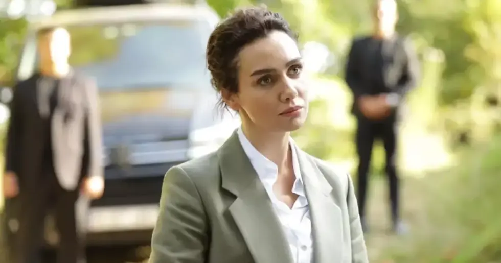 Birce Akalay’dan İlk Görüntü