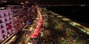 İzmir, Cumhuriyet’in 102. Yılını Coşkuyla Kutlamaya Hazırlanıyor