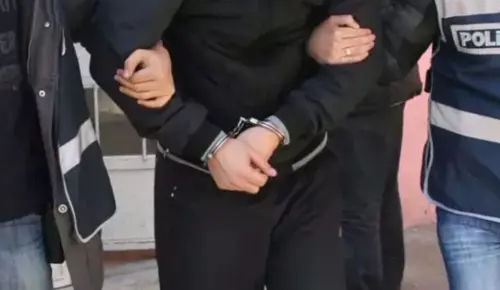 İzmir Menderes’te Eşini Öldüren Zanlı Tutuklandı