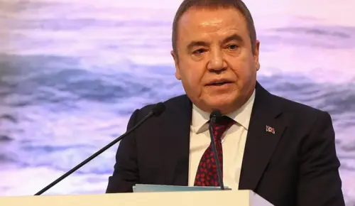 Muhittin Böcek İtirafçı Olacağı İddiasını Yalanladı