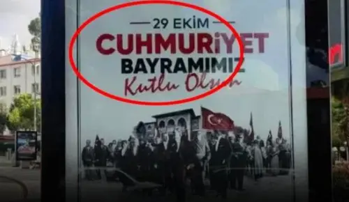 Muğla’da 29 Ekim Afişlerinde Yazım Hatası Tepki Çekti