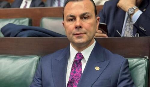 AK Parti Büyükçekmece’de Umre Listesi Krizi