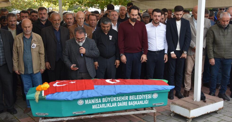 Manisa Basın Cemiyeti Kurucu Üylerinden Seyfettin Ayakyay toprağa verildi