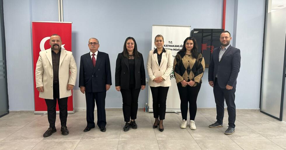 İYİ Parti Tire İlçe Başkanlığı’ndan Milli Eğitim Müdürüne Öğretmenler Günü Ziyareti