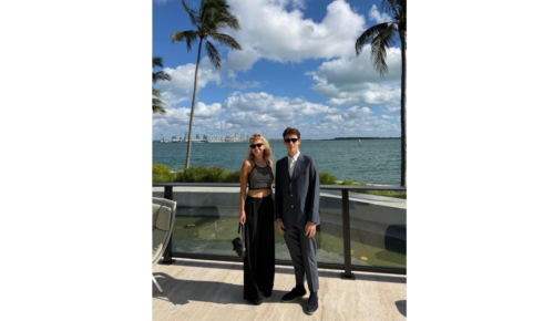 Açıkgöz Ailesi’nin Miami’deki Tercihi Ebru Çalışkan Uyan Oldu!