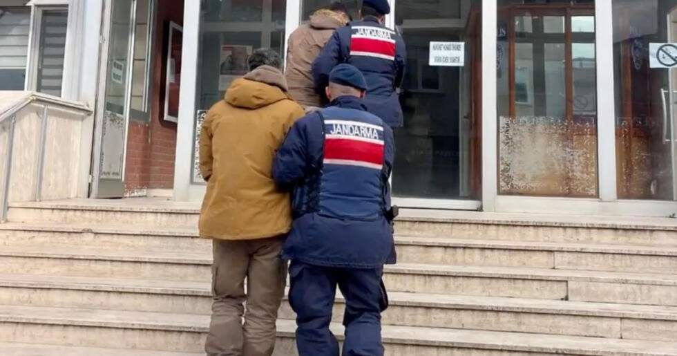 34 ilde FETÖ operasyonu: 77 şüpheli yakalandı