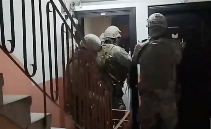 İzmir dahil 21 ilde organize suç örgütüne operasyon!