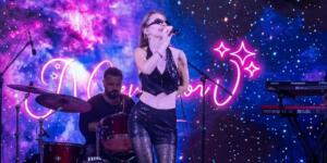 Aslı Cevri’den Nostaljik Proje: “İz’li Şarkılar” Geliyor