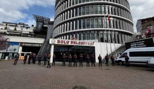 Bolu Belediyesi’ne operasyon: Başkan yardımcısı ve meclis üyesi tutuklandı!
