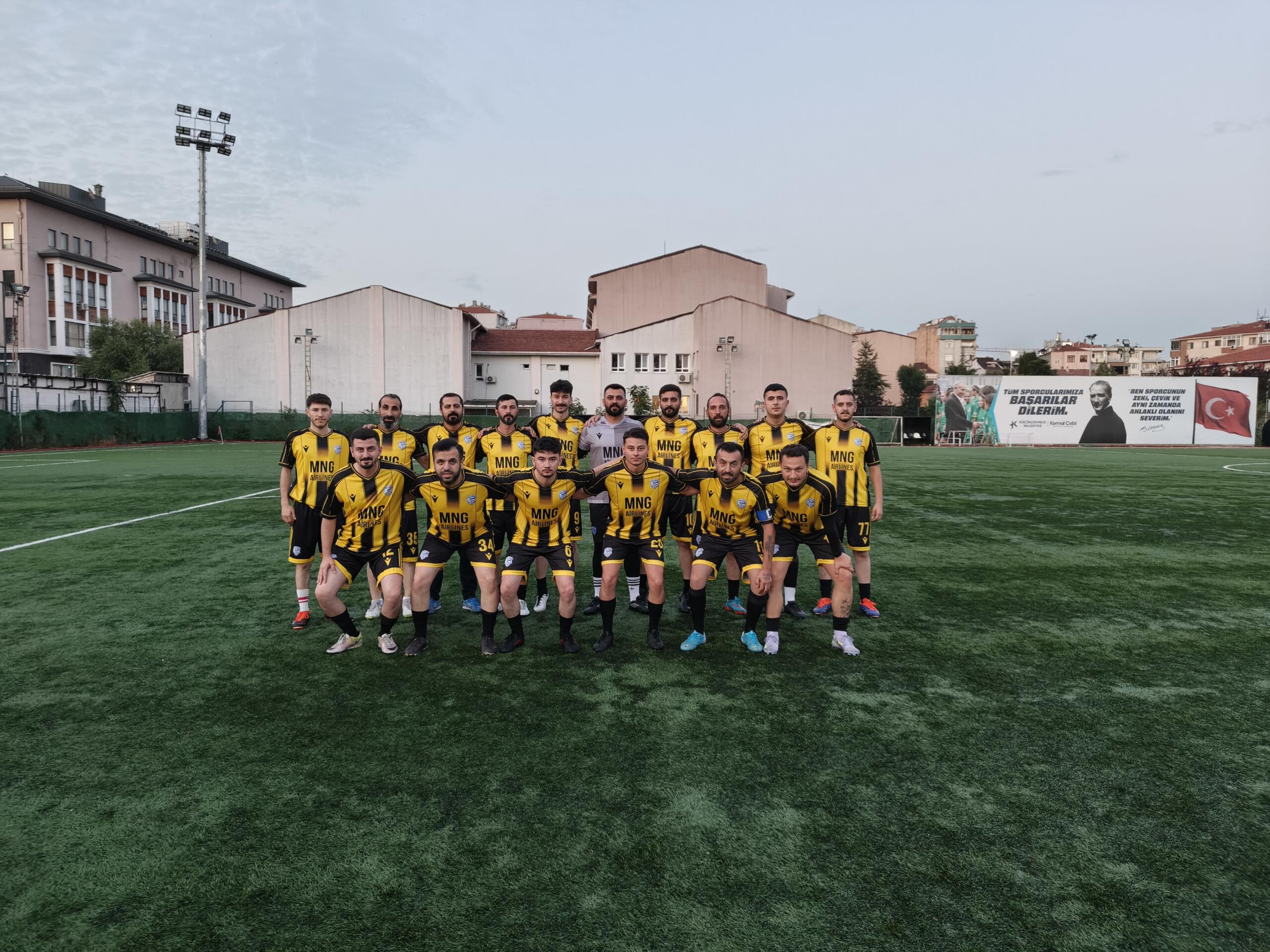 Mavi Duvar FC: “Biz Sadece Futbol Takımı Değil, Büyük Bir Aileyiz”