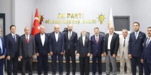 Ankara’da 6 CHP belediye meclis üyesi AK Parti’ye geçti