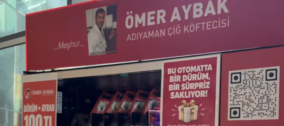 Çiğköfte Otomatı Nişantaşı Üniversitesi’nde: Ömer Aybak’tan Öğrencilere Sürpriz